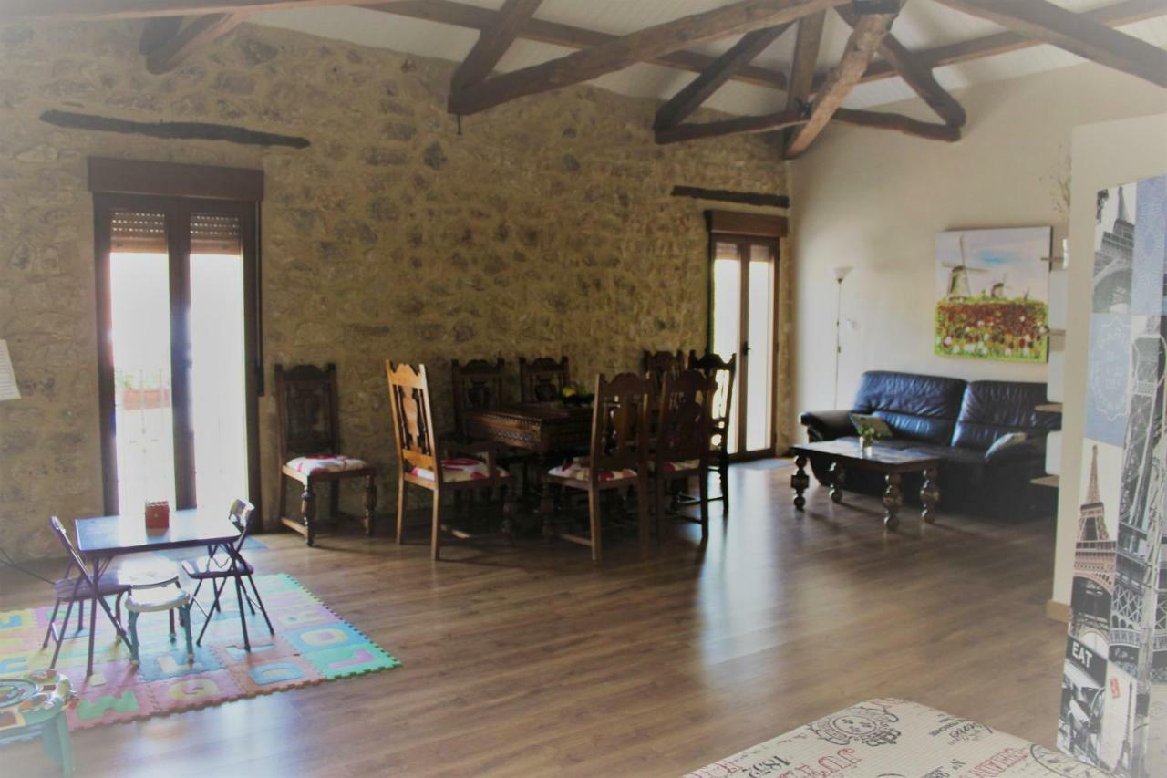 Casa Rural Los Montones Carcelen Exterior photo